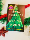 The Seven Husbands of Evelyn Hugo : by Taylor Jenkins Reid